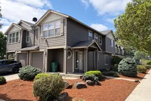 503 SE 157th Ave, Portland, OR 97233 - Photo 2