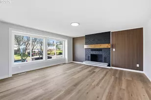 4191 NE El Camino Dr, Gresham, OR 97030 - Photo 12