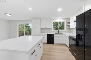 4191 NE El Camino Dr, Gresham, OR 97030 - Photo 14