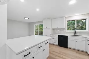 4191 NE El Camino Dr, Gresham, OR 97030 - Photo 16