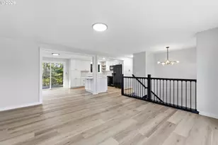 4191 NE El Camino Dr, Gresham, OR 97030 - Photo 8