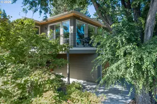 402 Bluff Rd, Hood River, OR 97031 - Photo 4