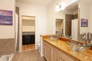 402 Bluff Rd, Hood River, OR 97031 - Photo 24