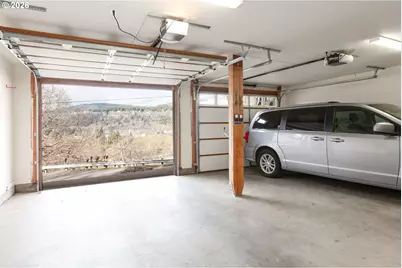 402 Bluff Rd, Hood River, OR 97031 - Photo 30