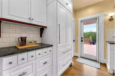 5929 SW Taylor St, Portland, OR 97221 - Photo 16