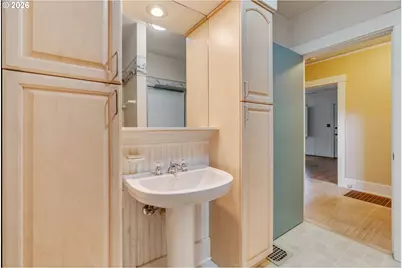 14209 SE Oatfield Rd, Milwaukie, OR 97267 - Photo 26