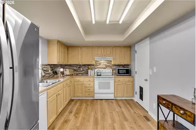 13032 SW Hanson Rd, Beaverton, OR 97008 - Photo 10