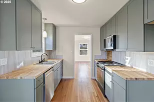 39115 Jasper Lowell Rd, Fall Creek, OR 97438 - Photo 10