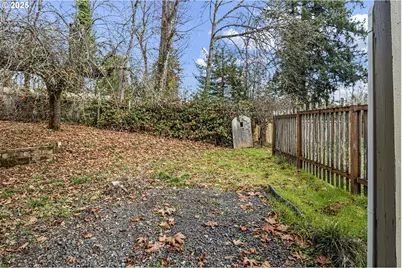 39115 Jasper Lowell Rd, Fall Creek, OR 97438 - Photo 38