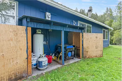 50156 Myrtle Creek Rd, Myrtle Point, OR 97458 - Photo 38