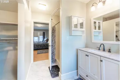 745 NE 16th St, Salem, OR 97301 - Photo 14