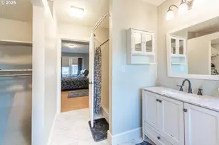 745 NE 16th St, Salem, OR 97301 - Photo 14