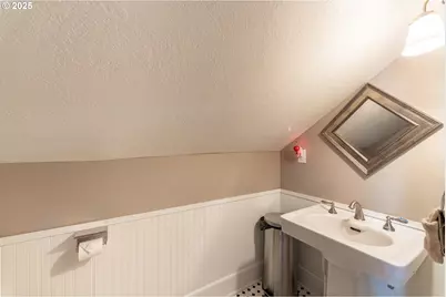 745 NE 16th St, Salem, OR 97301 - Photo 20