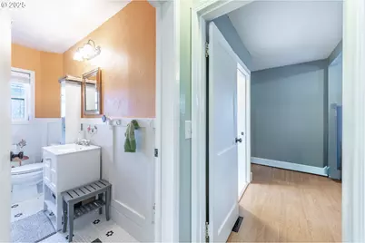 745 NE 16th St, Salem, OR 97301 - Photo 10
