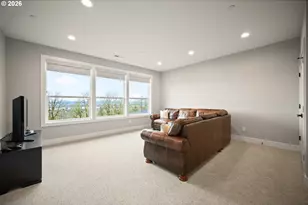 410 W U St, Washougal, WA 98671 - Photo 32