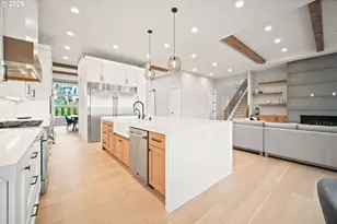 410 W U St, Washougal, WA 98671 - Photo 18