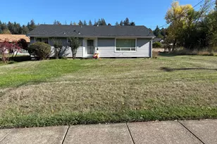 2491 Augusta St, Eugene, OR 97403 - Photo 2