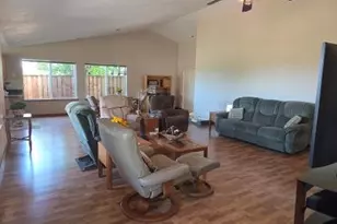 2065 17th St, North Bend, OR 97459 - Photo 16