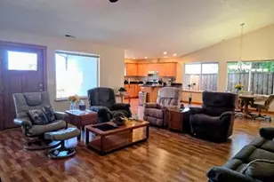 2065 17th St, North Bend, OR 97459 - Photo 14