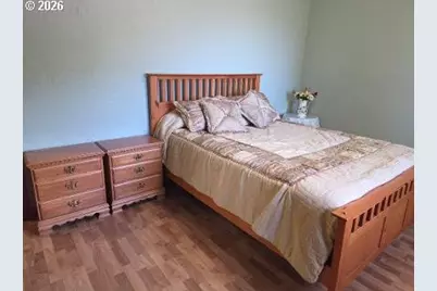 2065 17th St, North Bend, OR 97459 - Photo 30