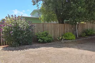 2065 17th St, North Bend, OR 97459 - Photo 8