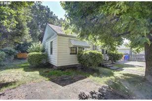 4534 NE 82nd Ave, Portland, OR 97220 - Photo 2