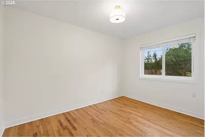 9216 SE Alder St, Portland, OR 97216 - Photo 16