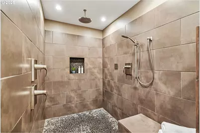 10114 SE Clatsop St, Portland, OR 97266 - Photo 26