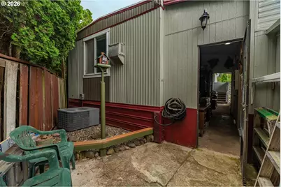 13055 SE Stark St #5, Portland, OR 97233 - Photo 22
