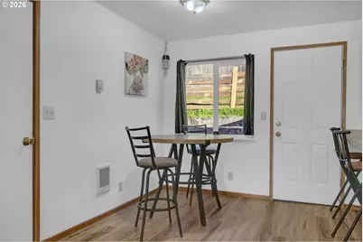 1336 S 7th St, Cottage Grove, OR 97424 - Photo 12