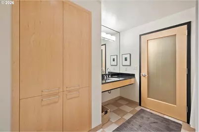420 NW 11th Ave #720, Portland, OR 97209 - Photo 32