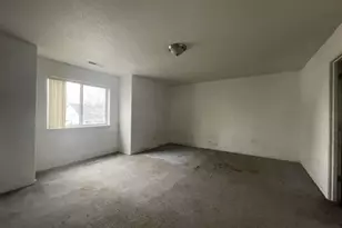 1006 NE Mariners Loop, Portland, OR 97211 - Photo 26