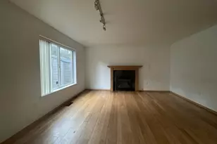 1006 NE Mariners Loop, Portland, OR 97211 - Photo 12