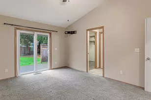 33955 7 Oaks Dr, Scappoose, OR 97056 - Photo 18