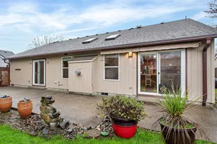 33955 7 Oaks Dr, Scappoose, OR 97056 - Photo 28