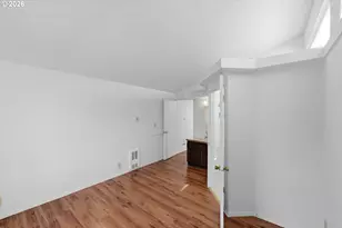 195 17th St SE, Bandon, OR 97411 - Photo 14