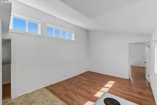 195 17th St SE, Bandon, OR 97411 - Photo 10