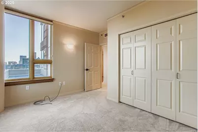 1132 SW 19th Ave #801, Portland, OR 97205 - Photo 24