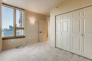 1132 SW 19th Ave, Portland, OR 97205 - Photo 24