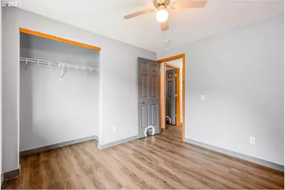 2367 Dorsey Dr, Hubbard, OR 97032 - Photo 32