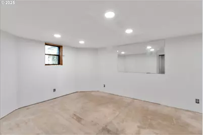 3635 S Corbett Ave, Portland, OR 97239 - Photo 24