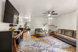 1880 Manihi Dr, Eugene, OR 97404 - Photo 4