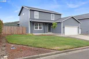 179 Rainbow Ridge Ave, Roseburg, OR 97471 - Photo 2