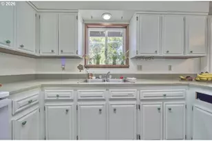 321 W Date St, Powers, OR 97466 - Photo 10