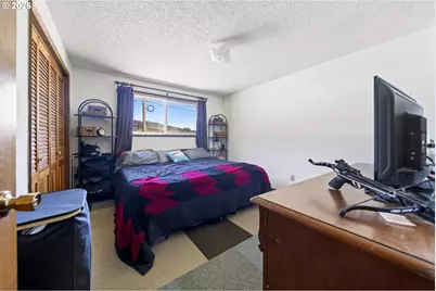 321 W Date St, Powers, OR 97466 - Photo 22