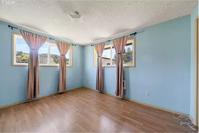 321 W Date St, Powers, OR 97466 - Photo 14