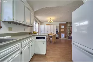 321 W Date St, Powers, OR 97466 - Photo 10
