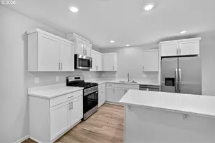 2284 Sawtelle Dr, Woodburn, OR 97071 - Photo 12
