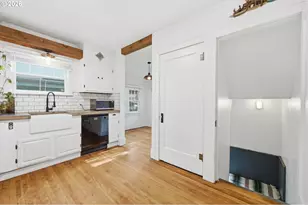 1890 Cottage St, Salem, OR 97301 - Photo 10