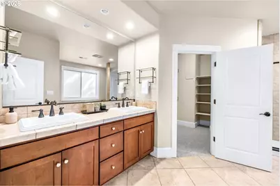 3499 NW 112th Pl, Portland, OR 97229 - Photo 26